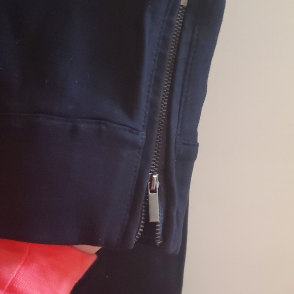 Zara Black Leggings with Zipper Detailing - Picture 3 of 4